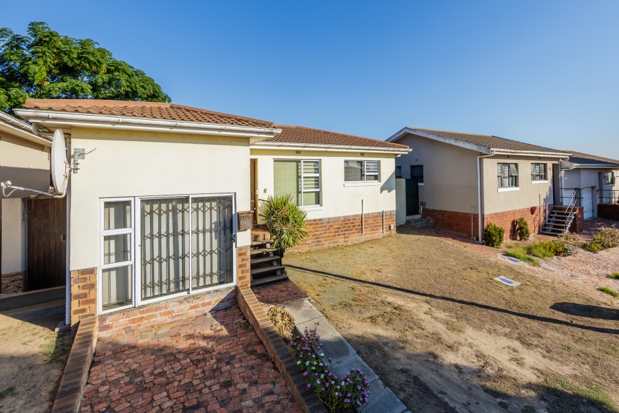 2 Bedroom Property for Sale in St Dumas Western Cape